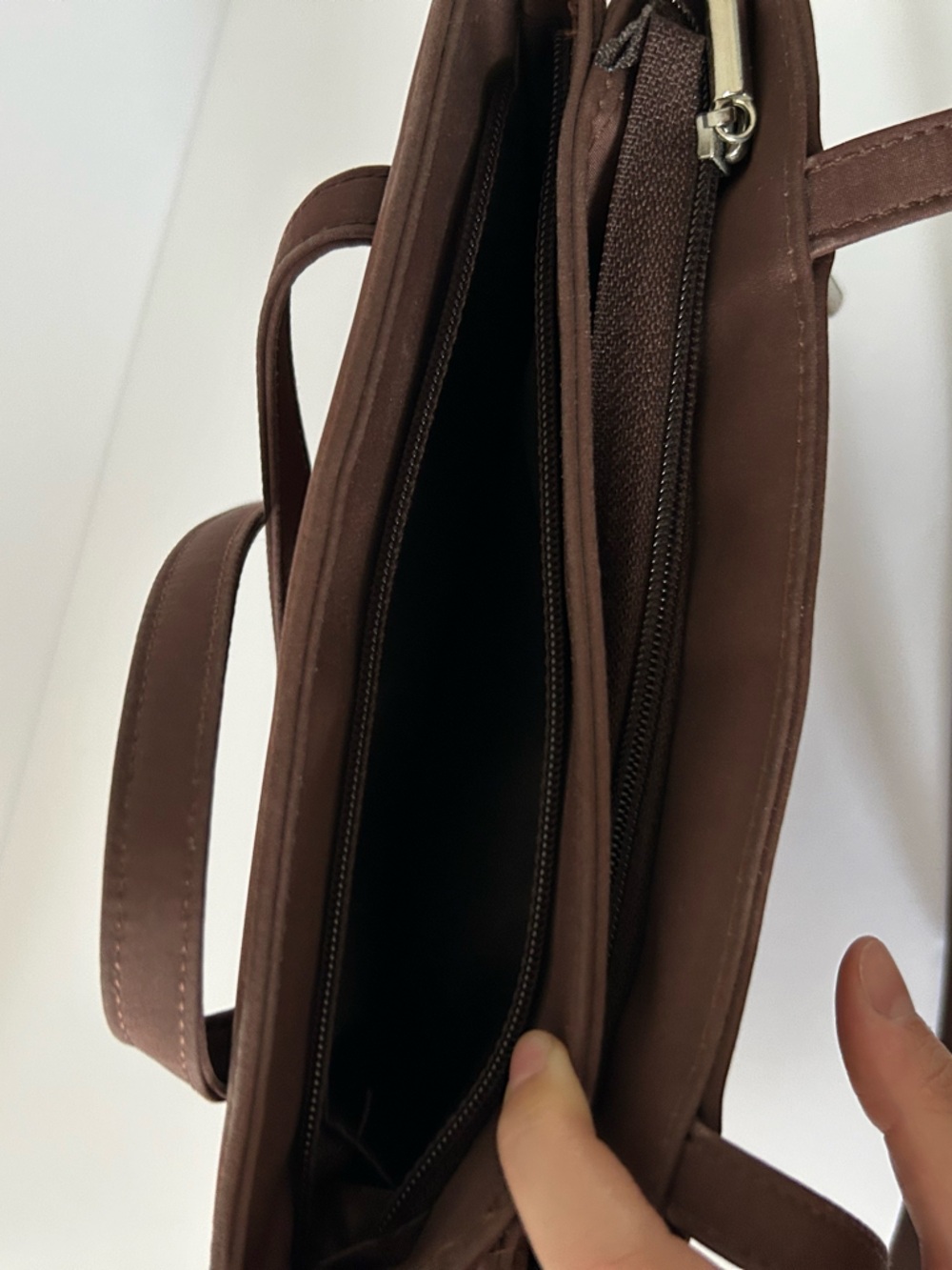 Vintage Y2K Handbag Shoulder Tote (Flawed) - Unbranded - Color: Burgundy/Brown - Picture 8 of 16